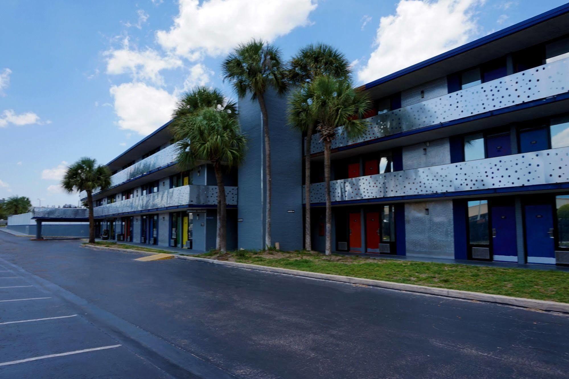 The M Hotel I-Drive Near Universal Orlando Exterior photo